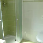 Ina アパート