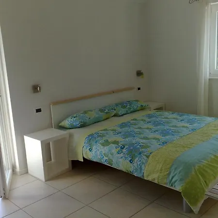 Ina Apartment *
