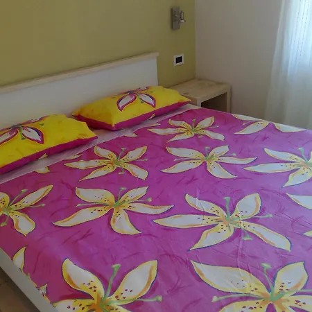 Apartment Ina *