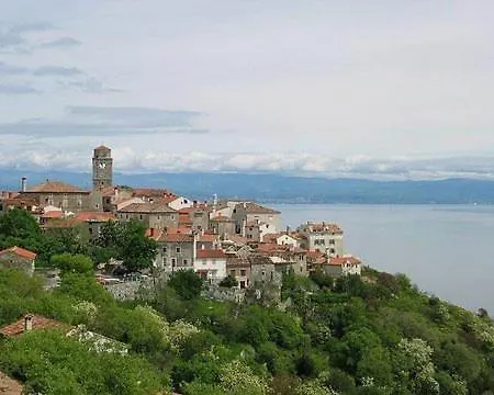 Ina Apartamento Brseč