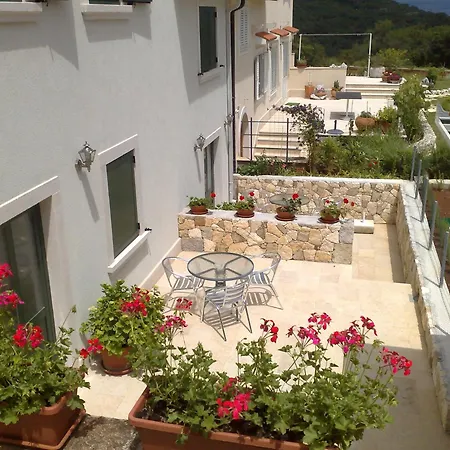 Apartment Ina