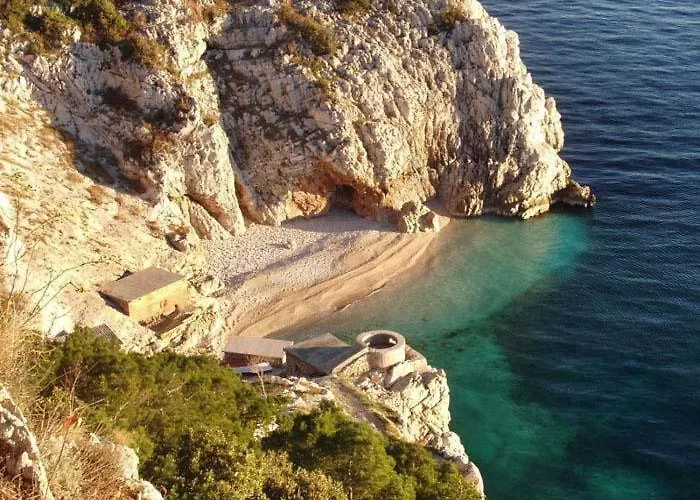 Ina Διαμέρισμα *