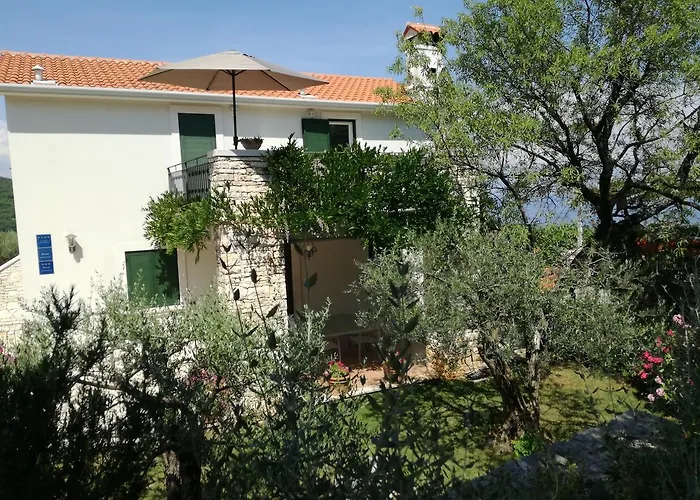 Ina Διαμέρισμα *